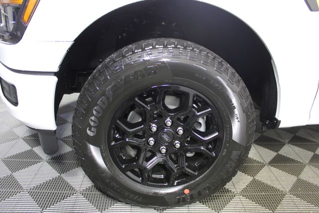 2025 Ford F-150 STX photo 8