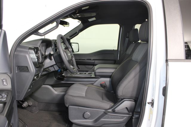 2025 Ford F-150 STX photo 14