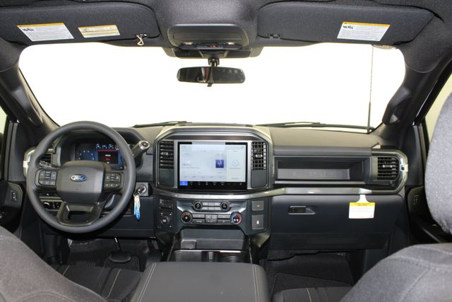 2025 Ford F-150 STX photo 19