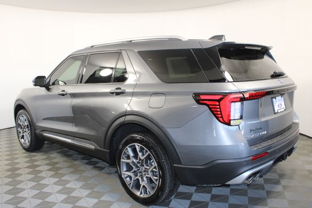 2025 Ford Explorer Platinum photo 4