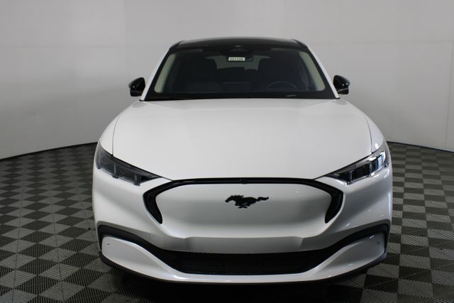 2025 Ford Mustang Mach-E Premium photo 6