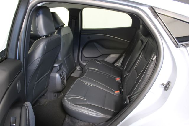2025 Ford Mustang Mach-E Premium photo 14
