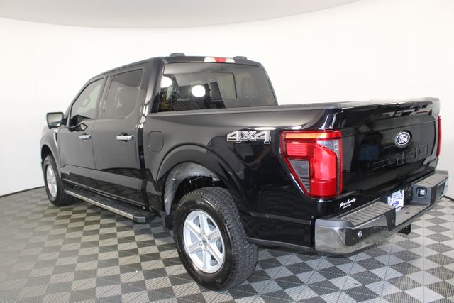 2025 Ford F-150 XLT photo 4