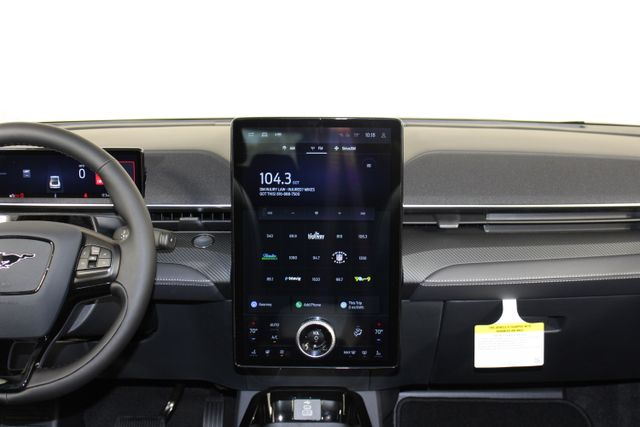 2025 Ford Mustang Mach-E Select photo 9