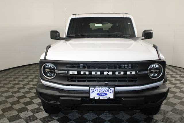 2025 Ford Bronco Base photo 7