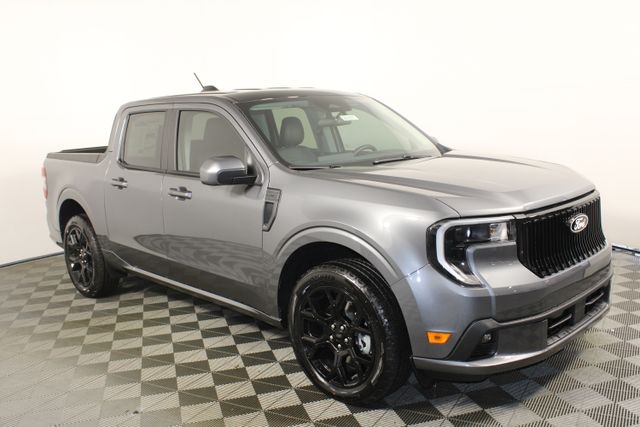 2025 Ford Maverick photo 2