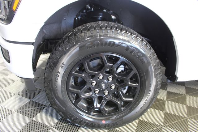 2025 Ford F-150 STX photo 8