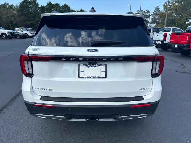 2025 Ford Explorer photo 20