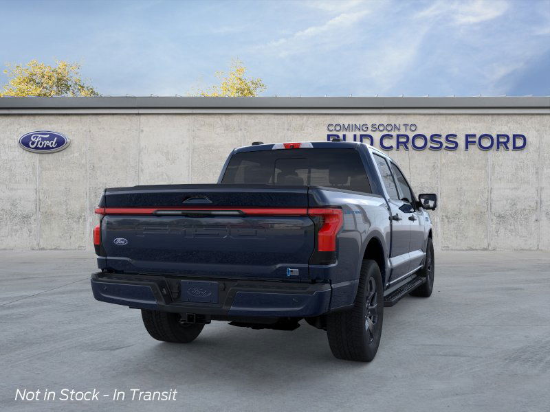 2025 Ford F-150 Lightning Lariat photo 7