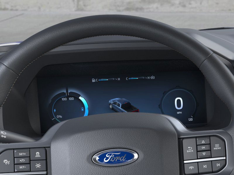 2025 Ford F-150 Lightning Lariat photo 12