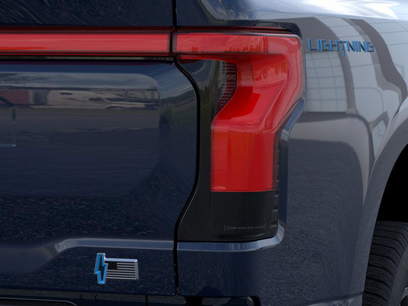 2025 Ford F-150 Lightning Lariat photo 20