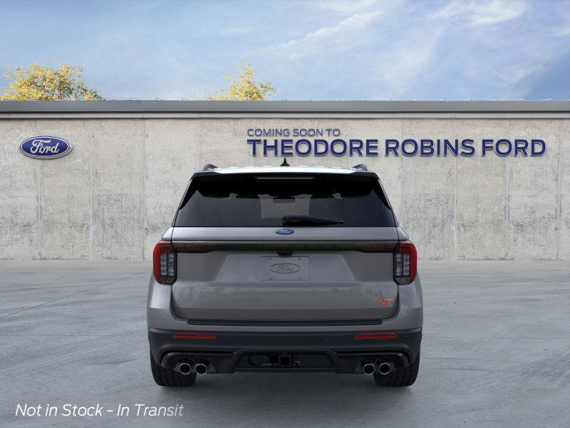 2025 Ford Explorer ST photo 4