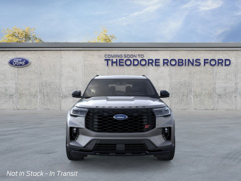 2025 Ford Explorer ST photo 5
