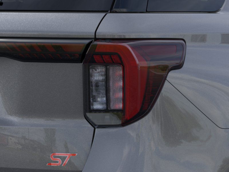 2025 Ford Explorer ST photo 19