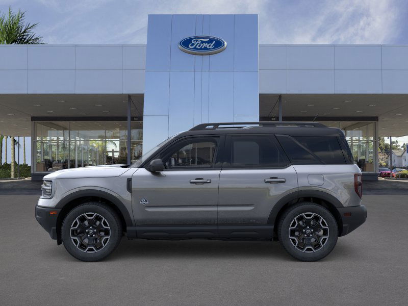 2025 Ford Bronco Sport Outer Banks photo 2