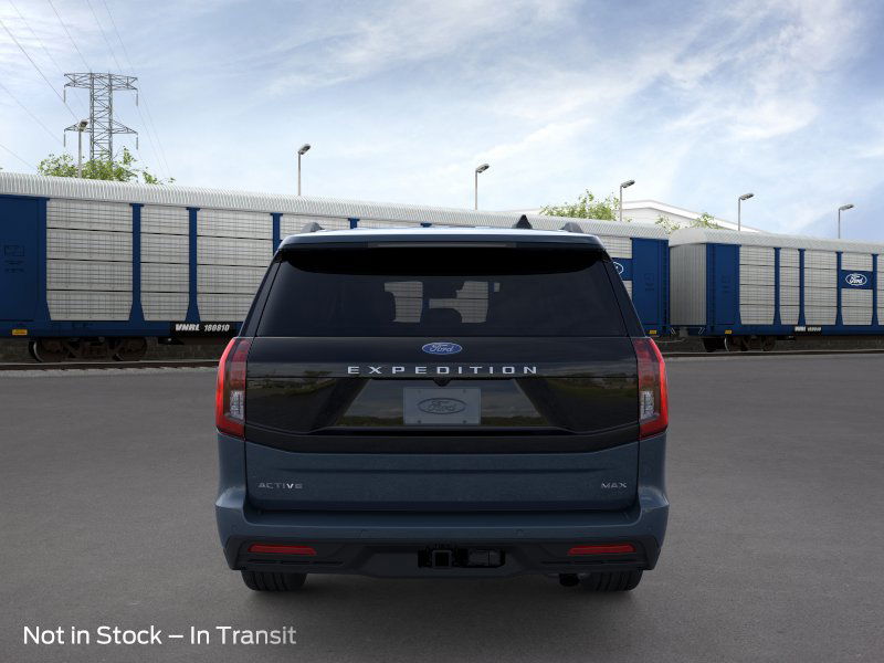 2025 Ford Expedition MAX photo 3
