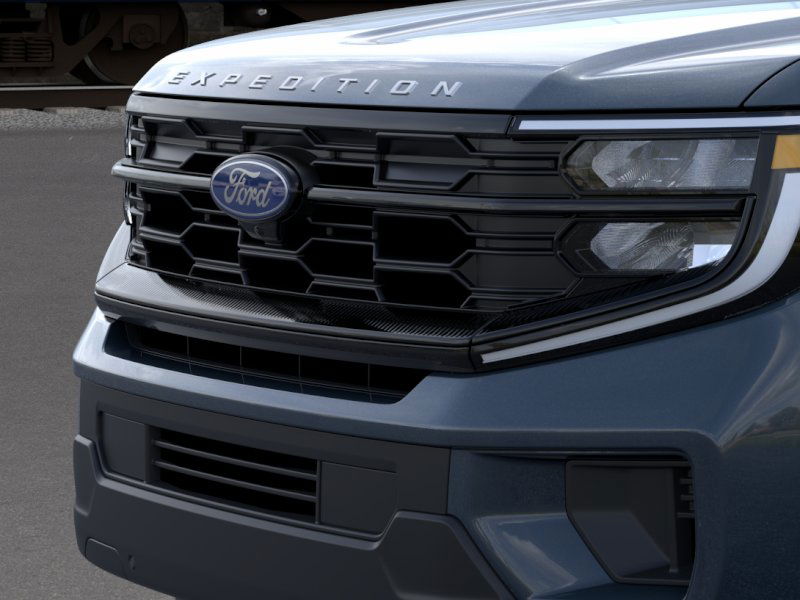 2025 Ford Expedition MAX photo 13