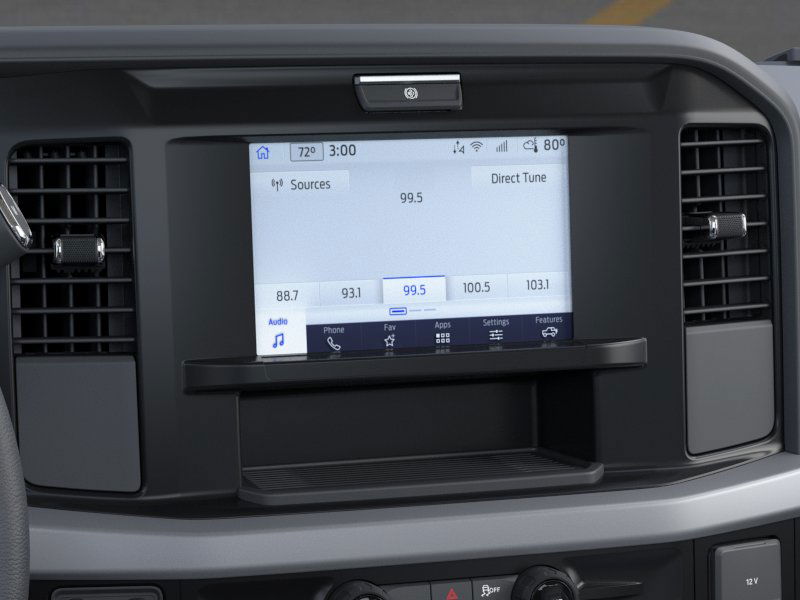 2025 Ford F-600 photo 14