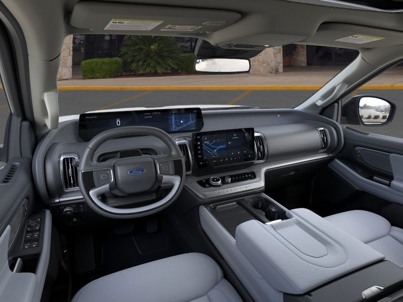 2025 Ford Expedition MAX Platinum photo 8