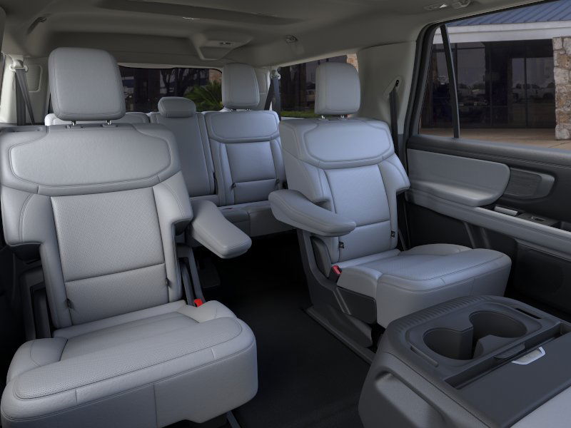 2025 Ford Expedition MAX Platinum photo 10