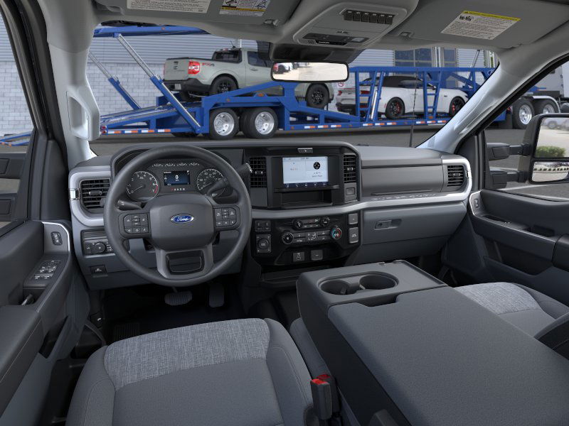 2026 Ford F-250 XLT photo 9