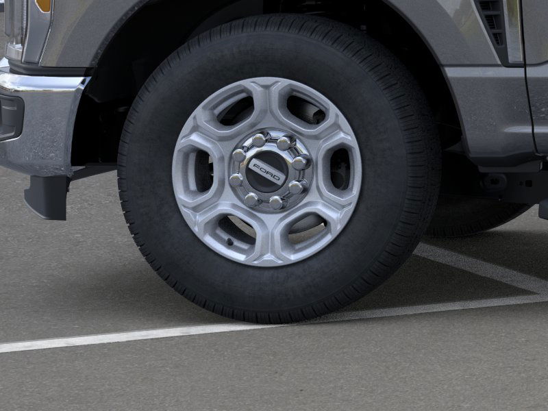 2026 Ford F-350 photo 17