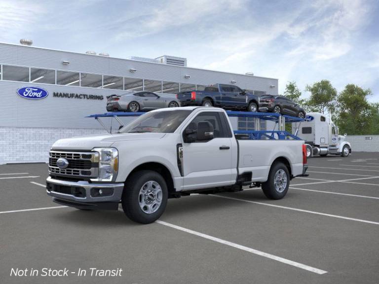 2026 Ford Super Duty F-350® XLT