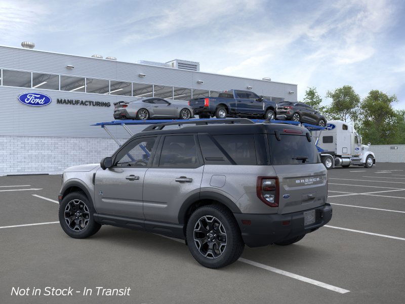 2025 Ford Bronco Sport Outer Banks photo 2