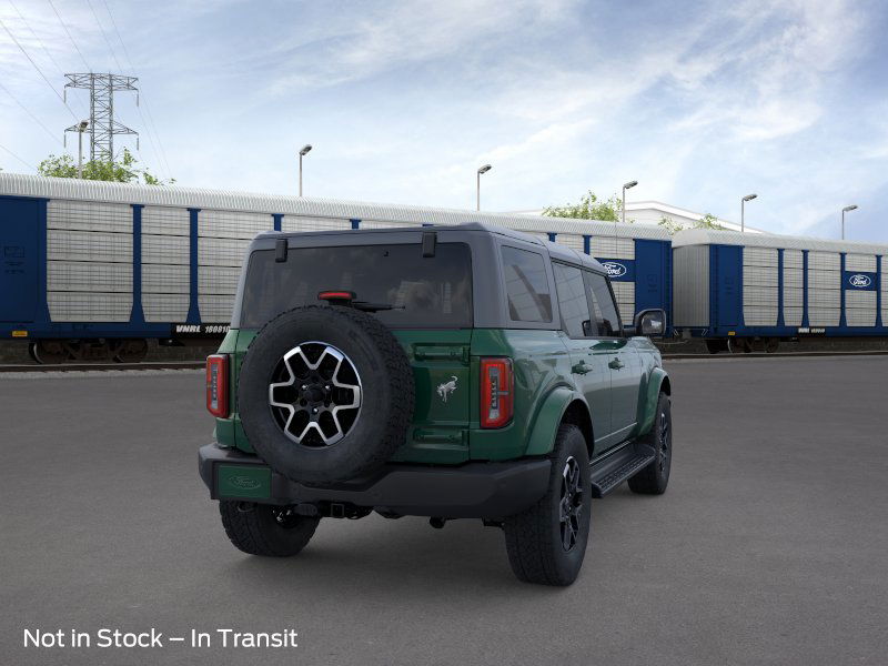 2025 Ford Bronco Outer Banks photo 8