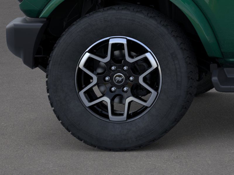 2025 Ford Bronco Outer Banks photo 18