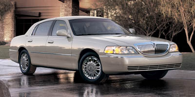 2006 Lincoln Town Car Signature Limited