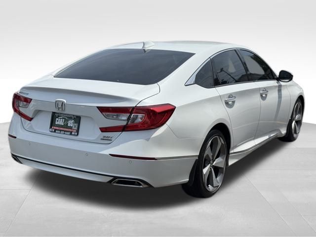 2018 Honda Accord Touring 2.0T photo 5