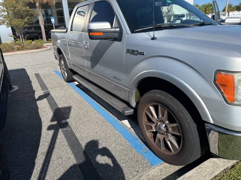 2014 Ford F-150 LARIAT