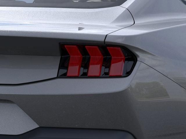 2025 Ford Mustang photo 20