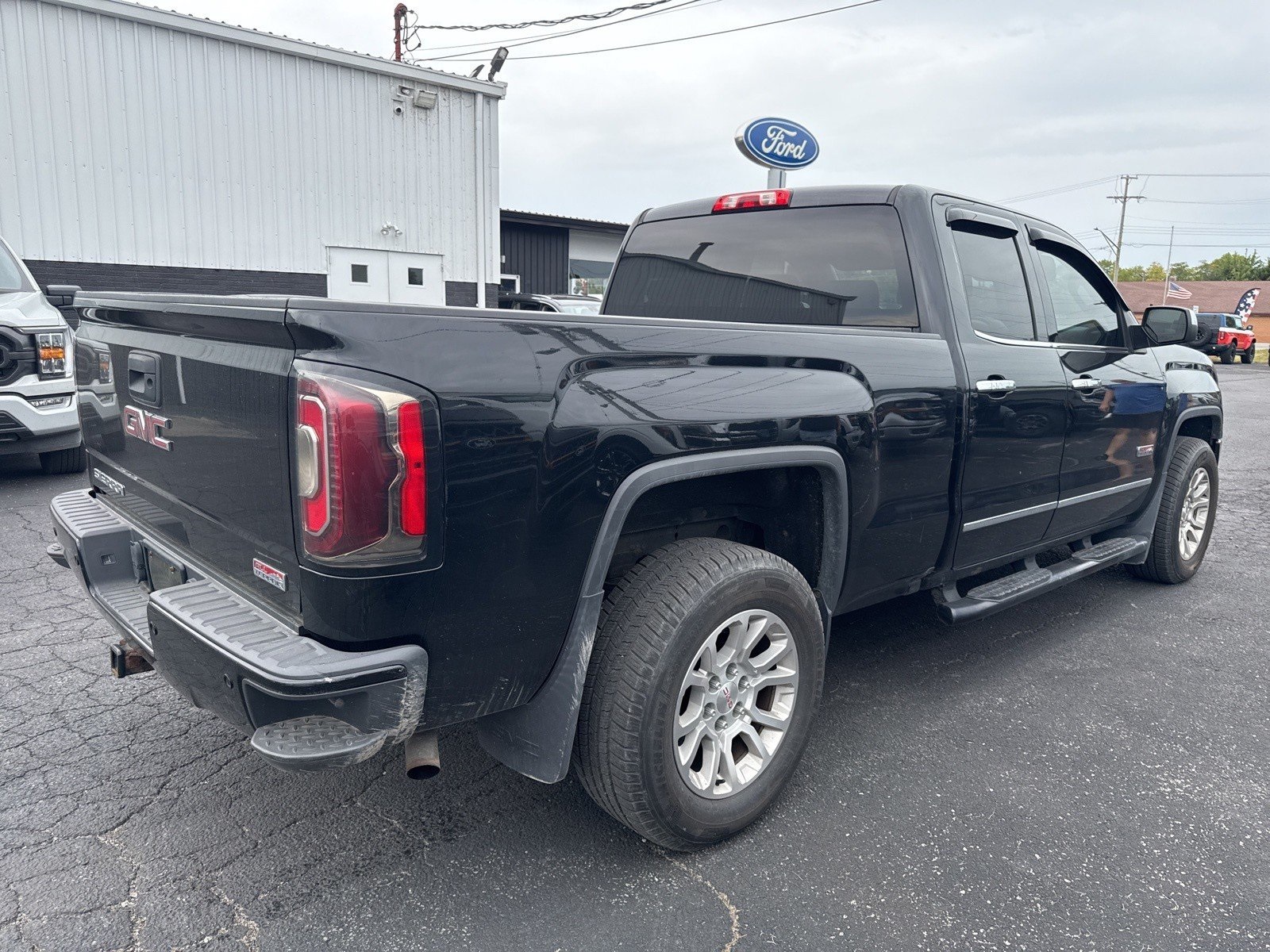 2016 Gmc Sierra SLT photo 3
