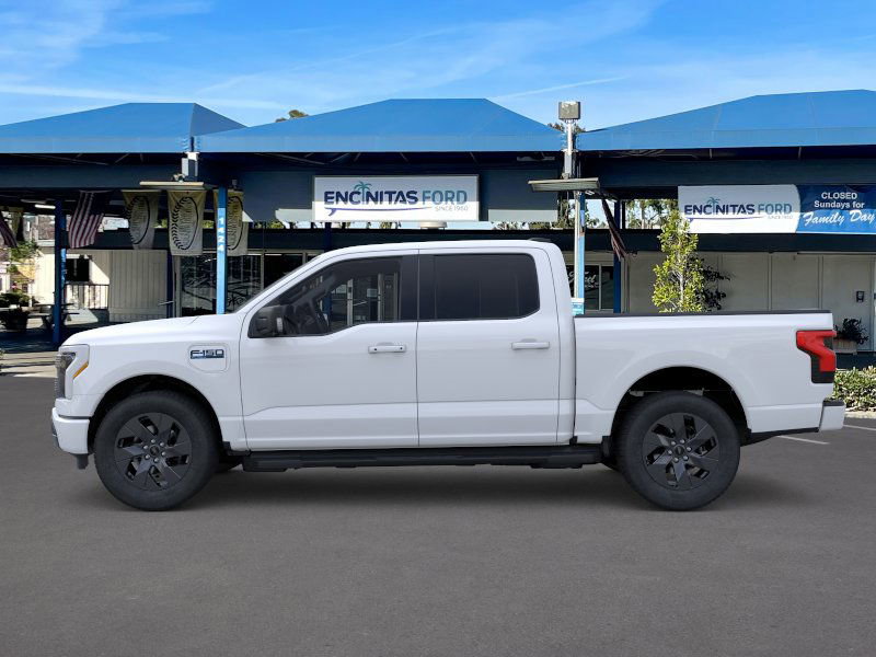 2025 Ford F-150 Lightning photo 3
