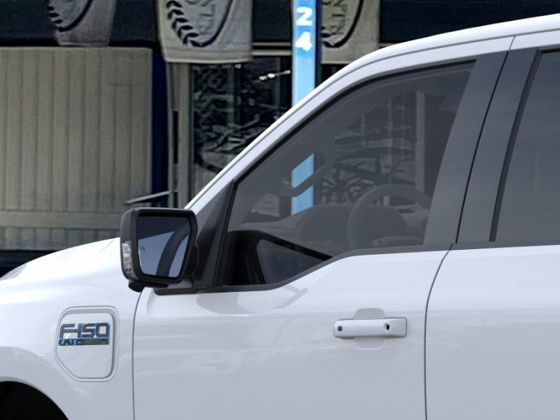 2025 Ford F-150 Lightning photo 20
