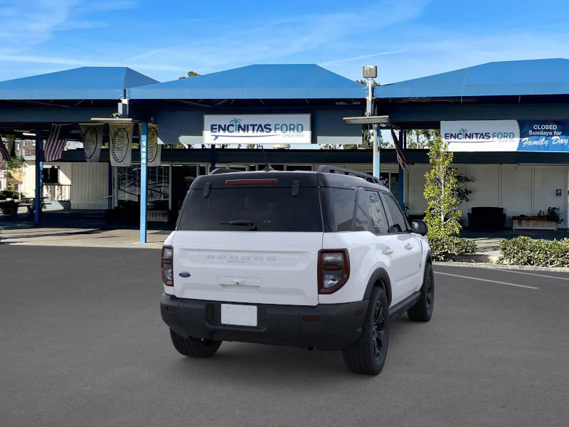2025 Ford Bronco Sport Outer Banks photo 7
