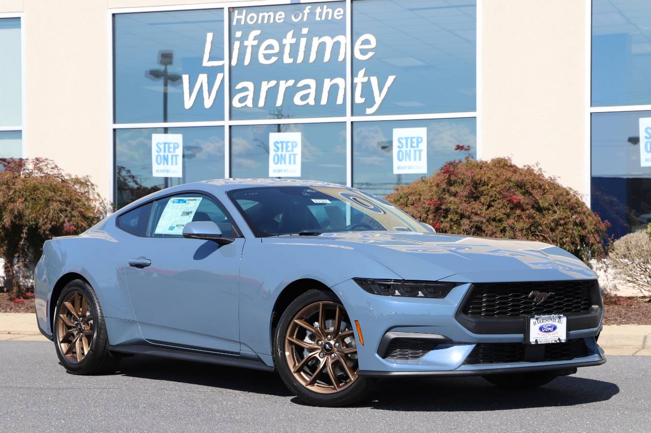 2025 Ford Mustang EcoBoost Premium's photo