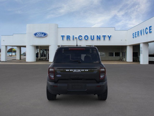 2025 Ford Bronco Sport Outer Banks photo 2