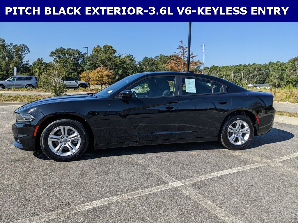 2023 Dodge Charger SXT photo 2