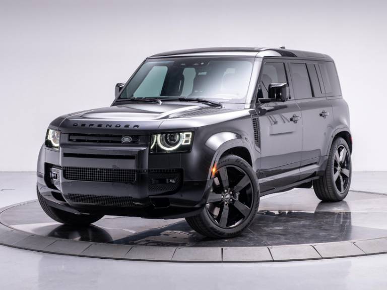 2025 Land Rover Defender 110 P525 V8