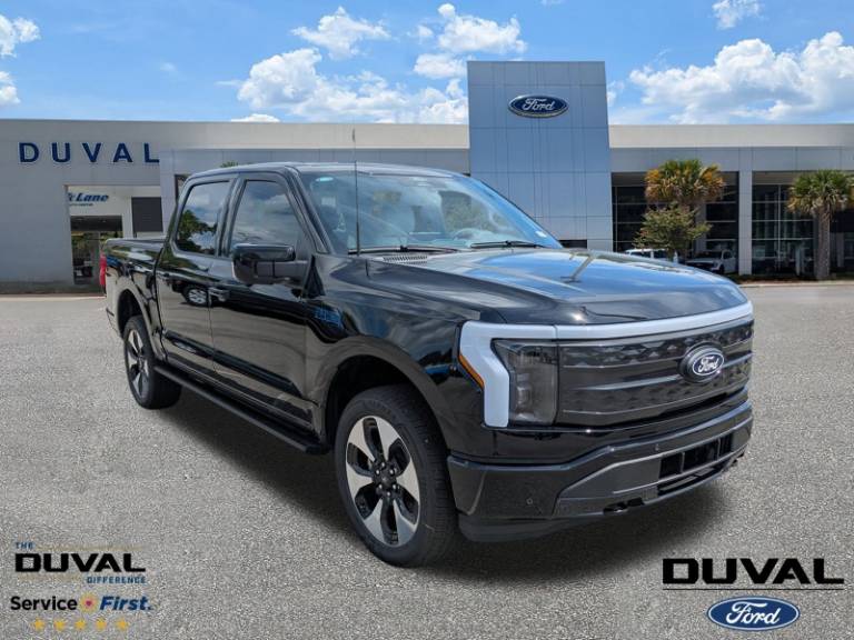 2025 Ford F-150 Lightning Platinum