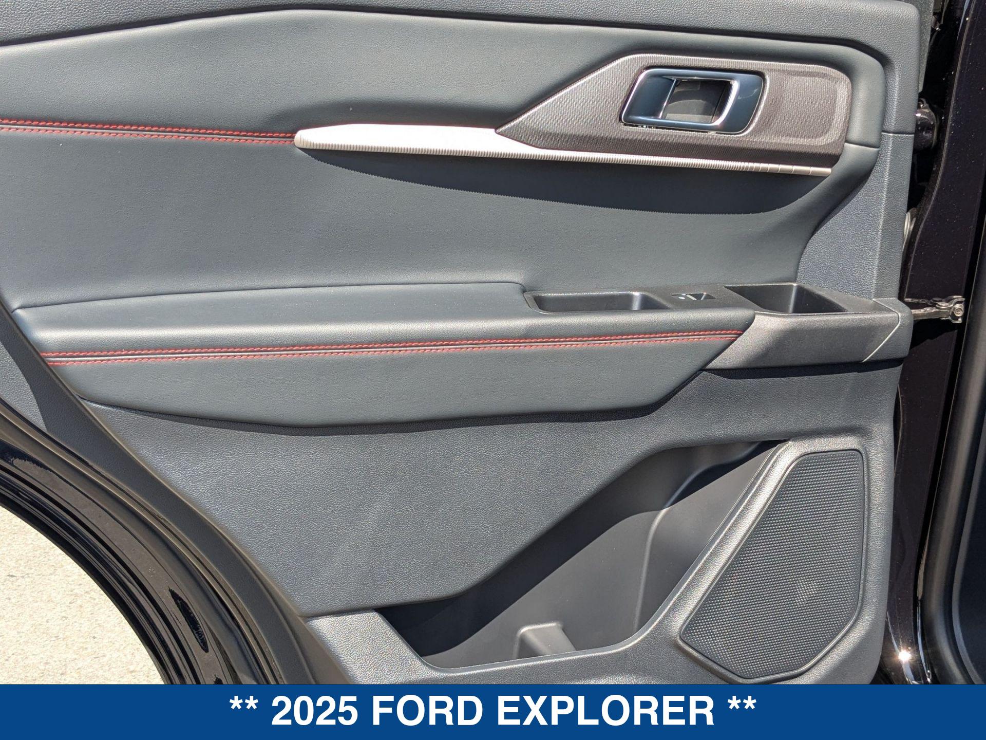 2025 Ford Explorer ST ST-Line photo 20