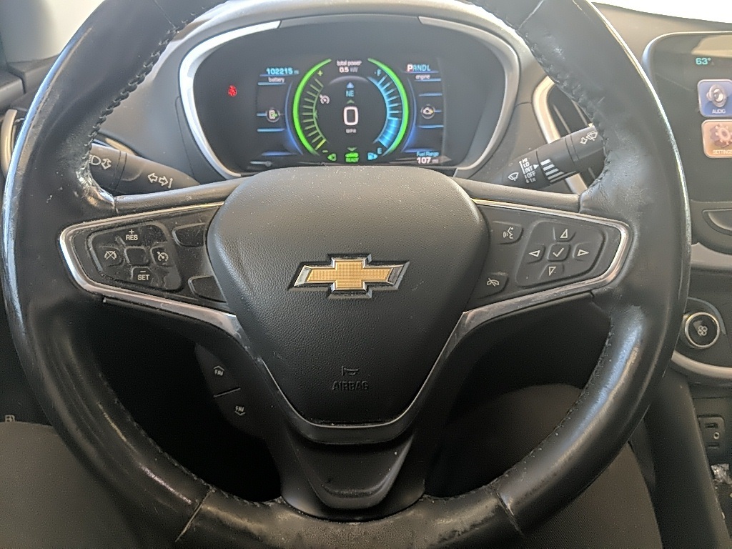 2017 Chevrolet Volt LT photo 12