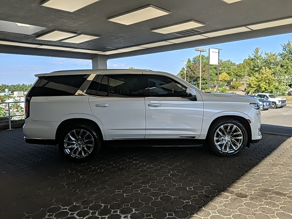 2022 Cadillac Escalade Premium Luxury Platinum photo 2