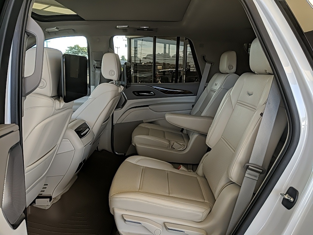 2022 Cadillac Escalade Premium Luxury Platinum photo 8