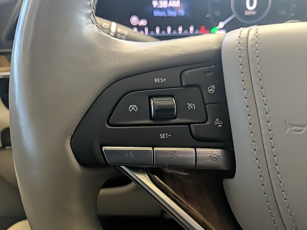 2022 Cadillac Escalade Premium Luxury Platinum photo 14