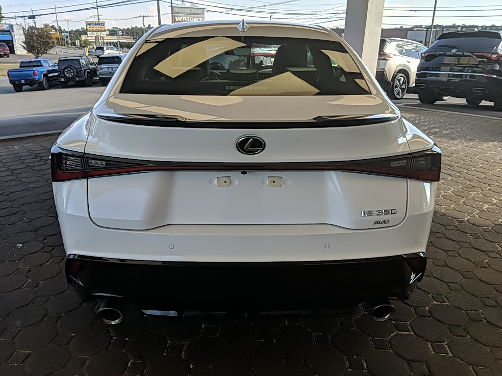 2025 Lexus IS 350 F SPORT photo 6