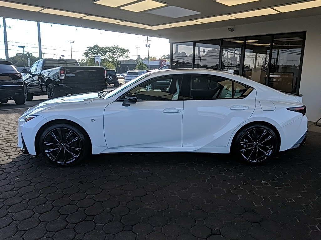 2025 Lexus IS 350 F SPORT photo 8